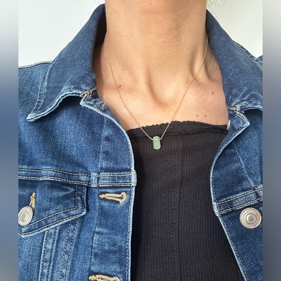 NWOT Gold plated chain with a Green Aventurine real stone - Picture 5 of 11